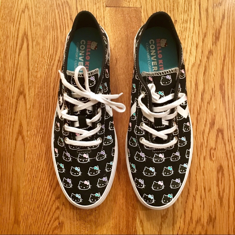 NWOT Converse Hello Kitty Womens Size 9 Black - Picture 3 of 6